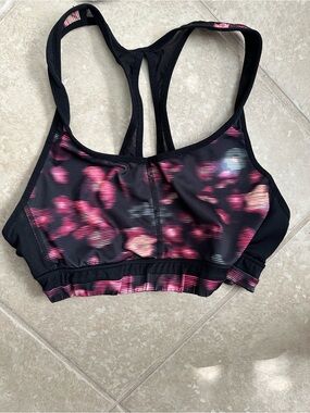 Black & Pink Patterned Racerback Sports Bra